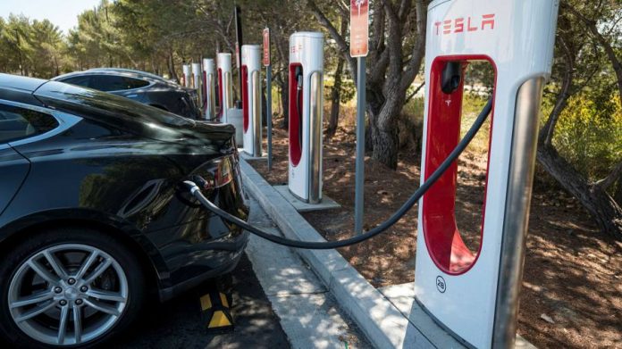 https___d1e00ek4ebabms.cloudfront.net_production_a212039b-c0da-4682-917d-a89996edff4e